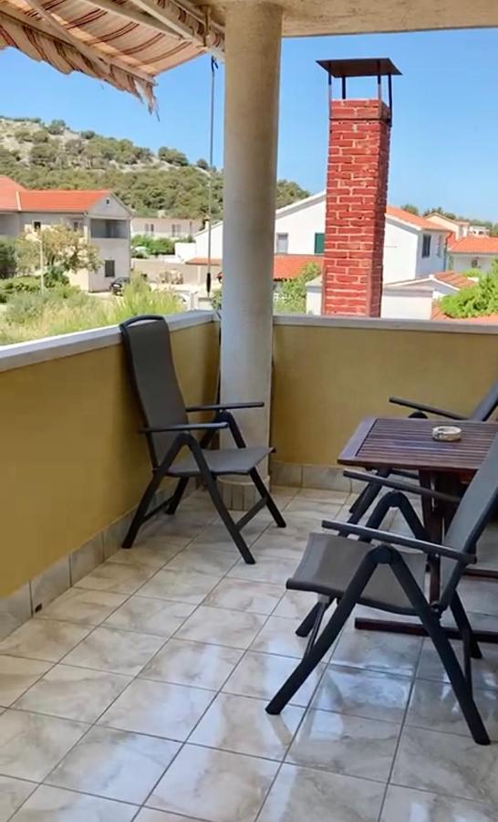 Apartmán Jersani Murter Exteriér fotografie